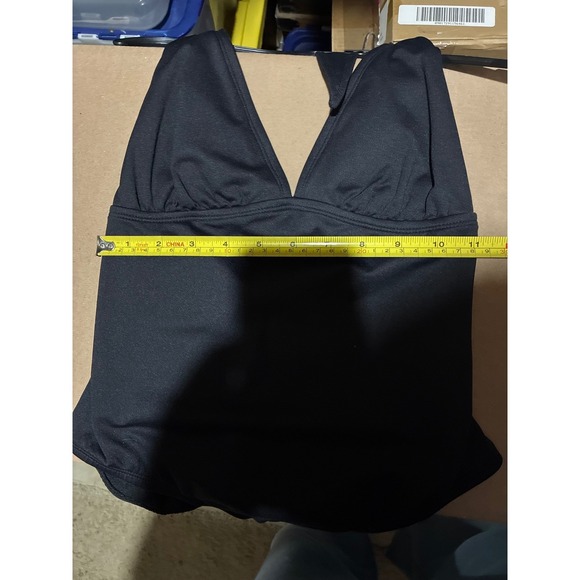 Gap Womens Black Halter One Piece Swimsuit V-Neck Open Back Size M 539786-00-1 - Picture 10 of 11